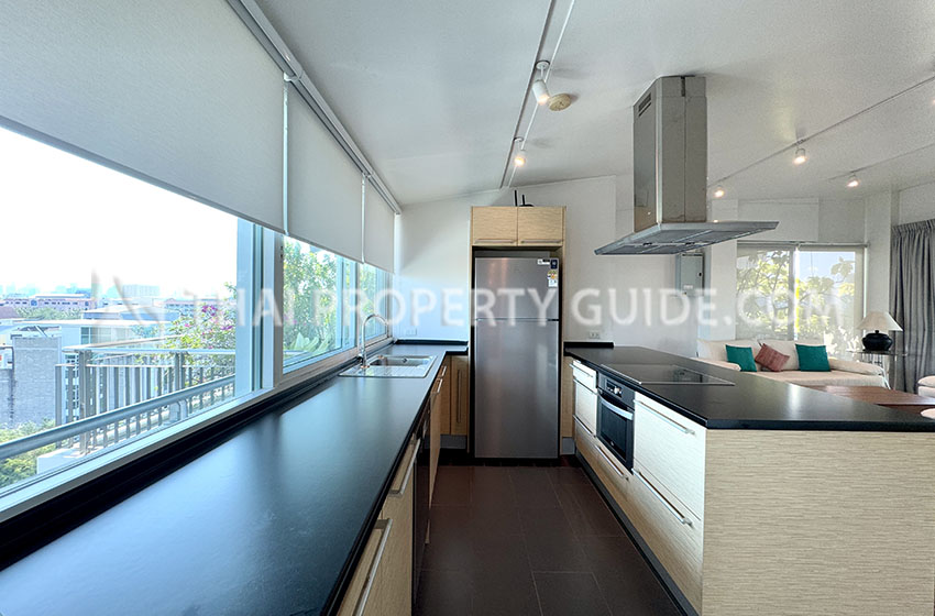 Penthouse in Phaholyothin 